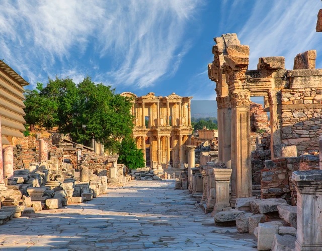Kuşadası Otelleri