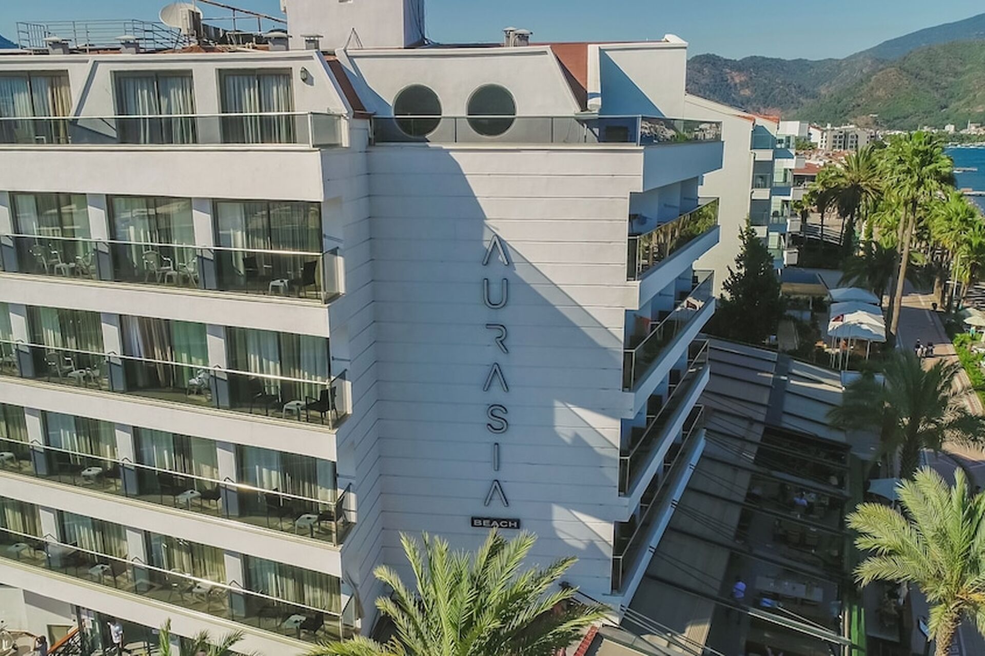 Aurasia Beach Hotel