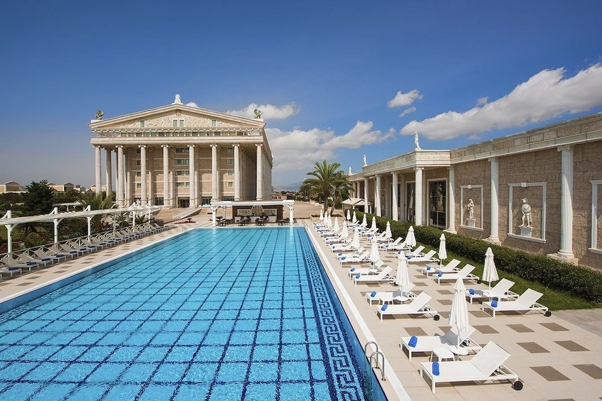 Kaya Artemis Resort & Casino