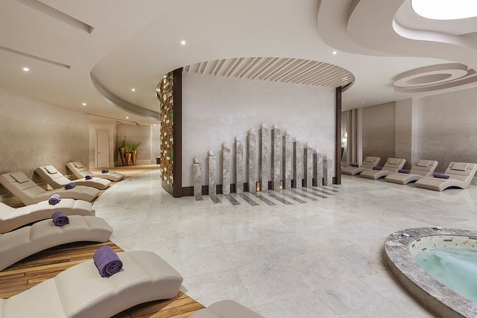 Kaya Palazzo Resort & Casino