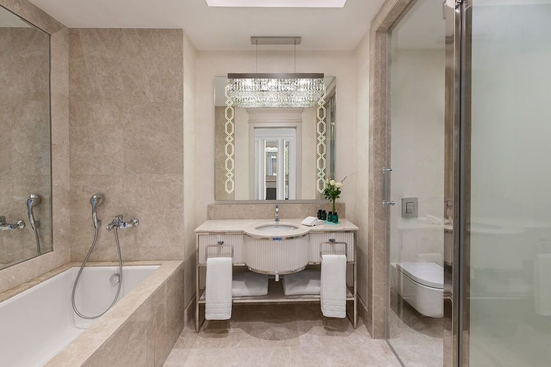 Kaya Palazzo Resort & Casino