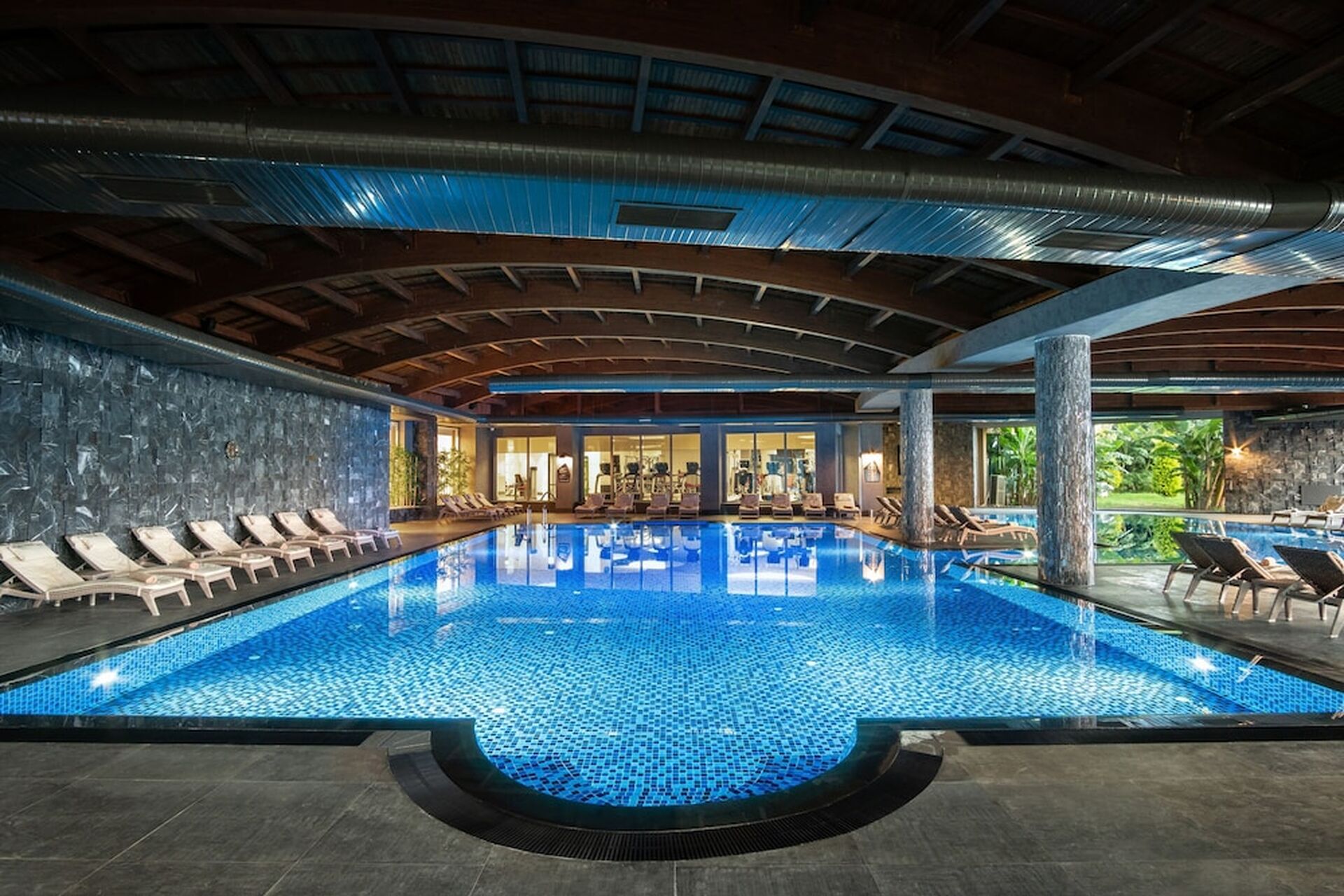 Elexus Hotel Resort & Spa & Casino