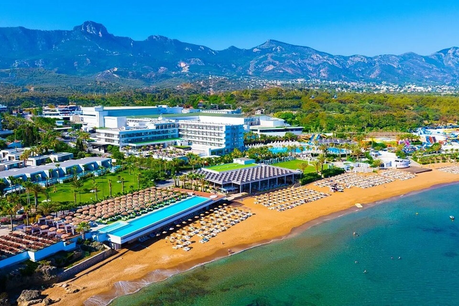 Acapulco Resort Convention Spa Hotel